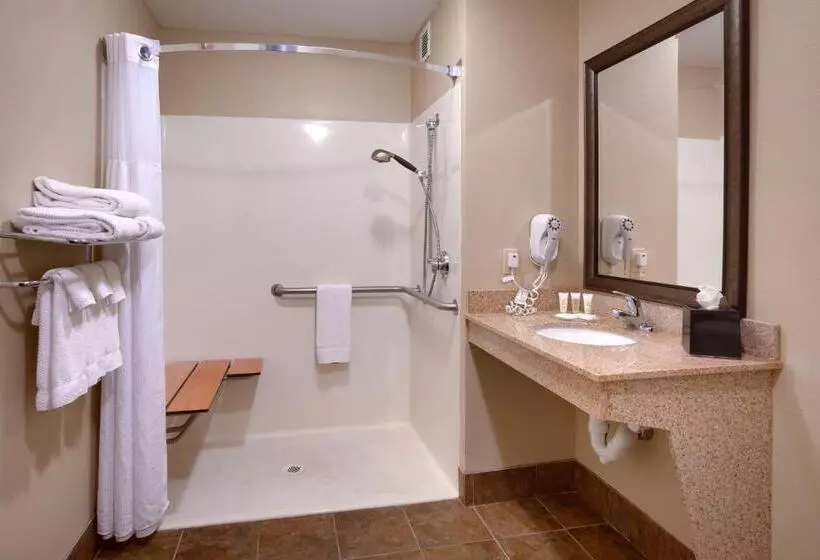 호텔 Staybridge Suites Peoria Downtown, An Ihg