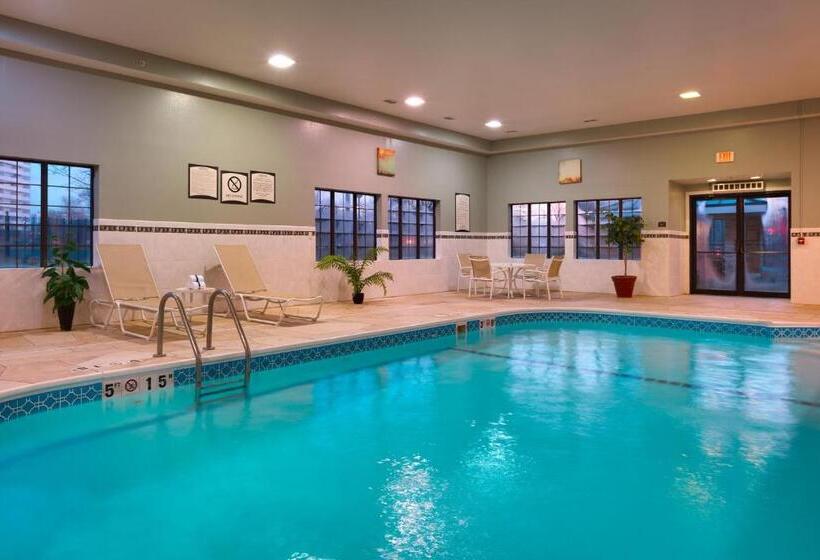 هتل Staybridge Suites Peoria Downtown, An Ihg