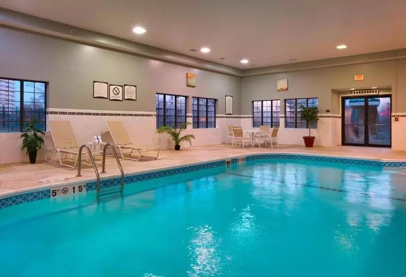 호텔 Staybridge Suites Peoria Downtown, An Ihg