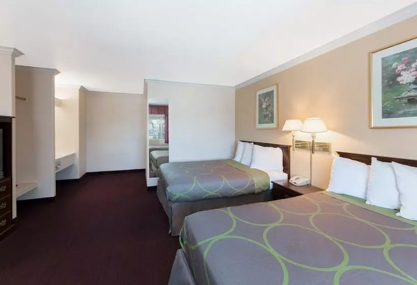 Отель Steinbeck Lodge