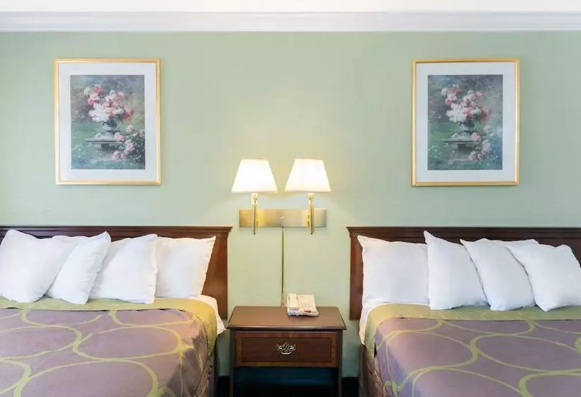 Отель Steinbeck Lodge