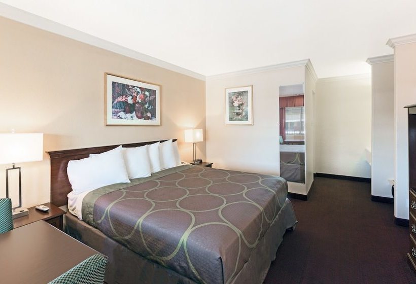 فندق Steinbeck Lodge