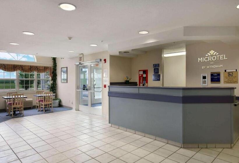 Microtel Inn By Wyndham Champaign