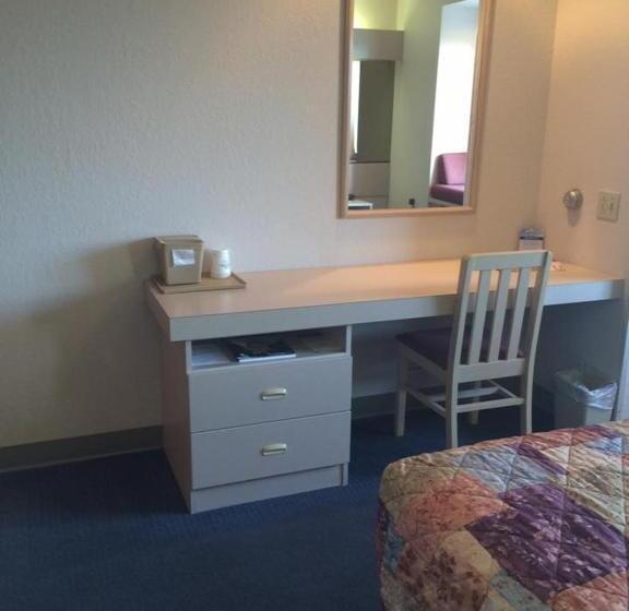 Microtel Inn By Wyndham Champaign