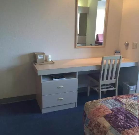 Microtel Inn By Wyndham Champaign