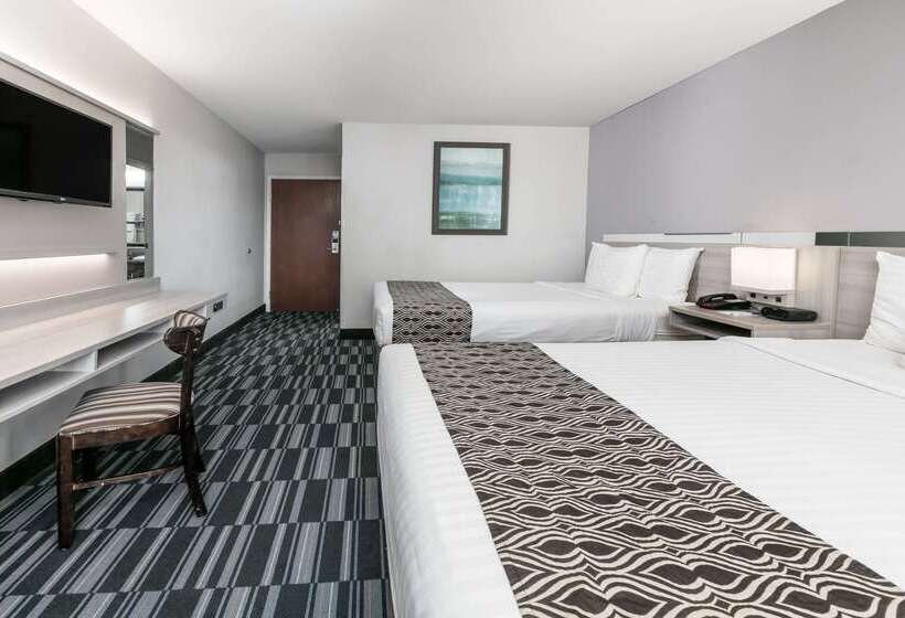 Microtel Inn And Suites Lafayette