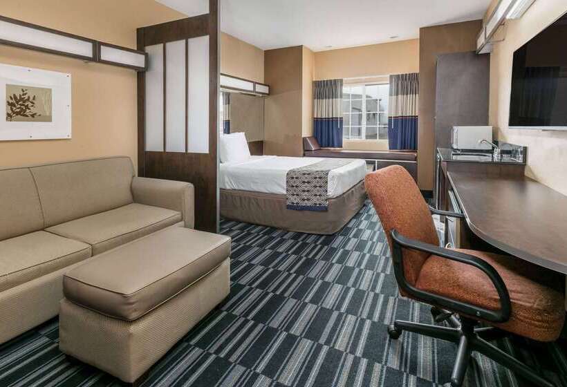 Microtel Inn And Suites Lafayette