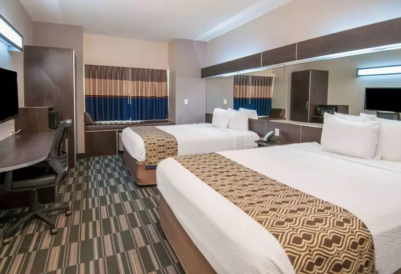 Microtel Inn And Suites Lafayette