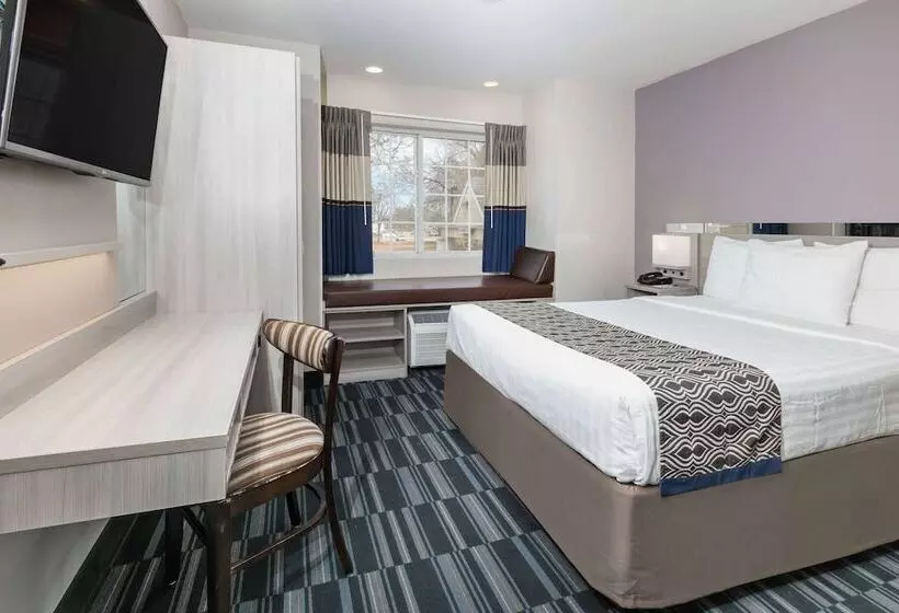 Microtel Inn And Suites Lafayette