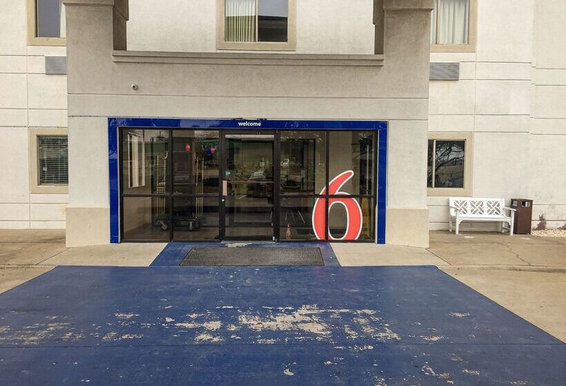 Motel 6 Woodway, Tx