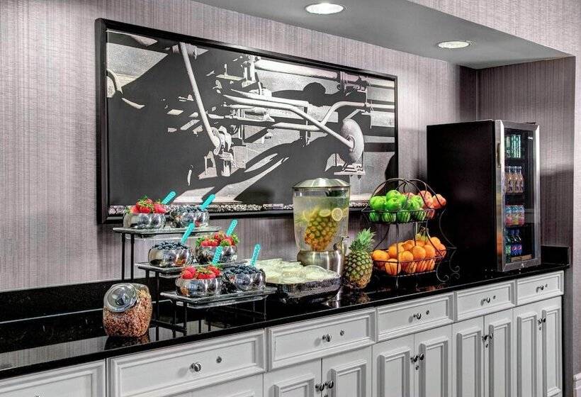 Residence Inn By Marriott Cleveland Downtown