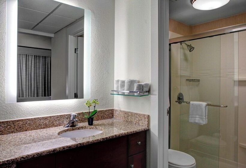 Residence Inn By Marriott Cleveland Downtown