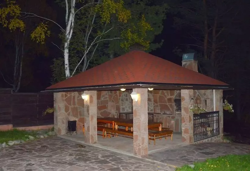 Aamiaismajoitus (B&B) Eco Hotel Edem