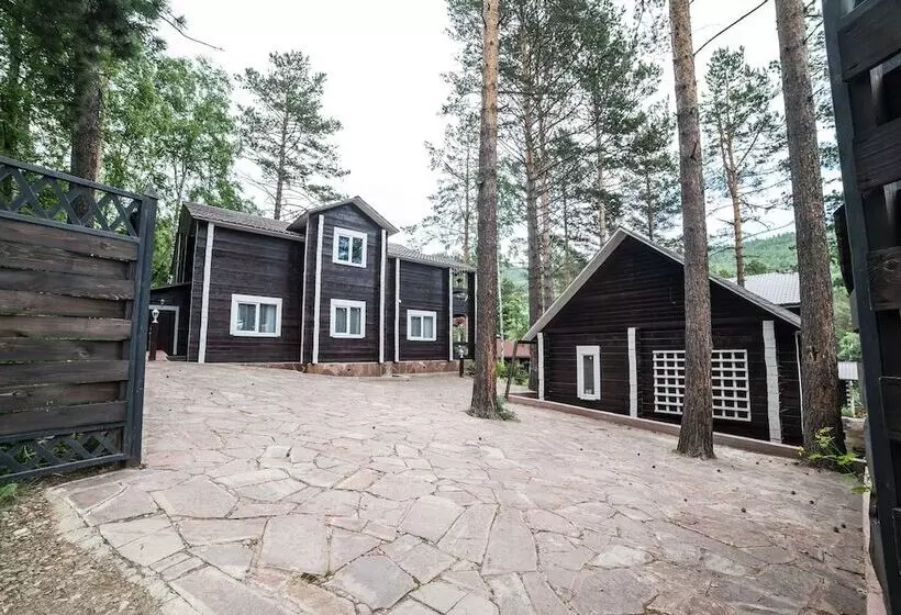 Aamiaismajoitus (B&B) Eco Hotel Edem