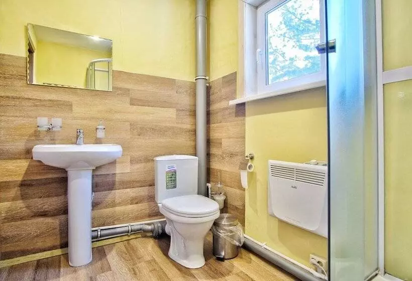 Aamiaismajoitus (B&B) Eco Hotel Edem