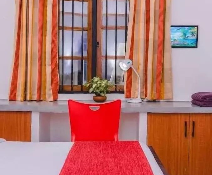 ベッドアンドブレックファースト Pinnawala Backpack Residencies