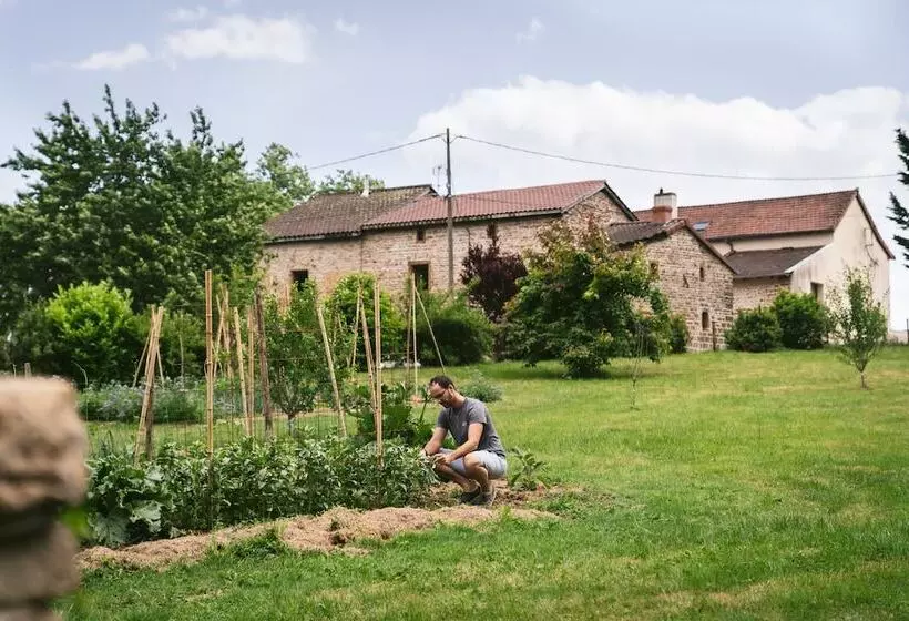 Aamiaismajoitus (B&B) Tomette Singuliere