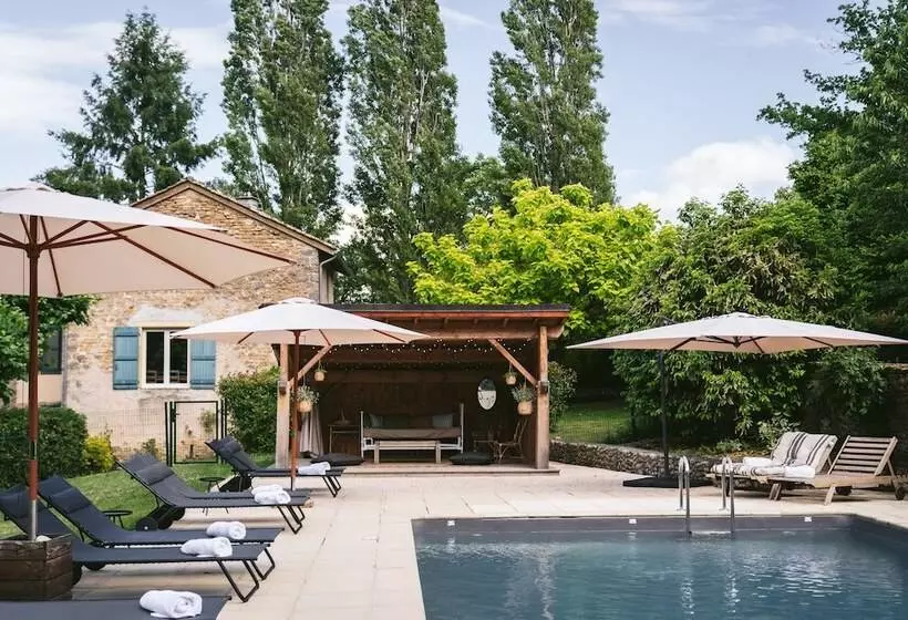 Aamiaismajoitus (B&B) Tomette Singuliere