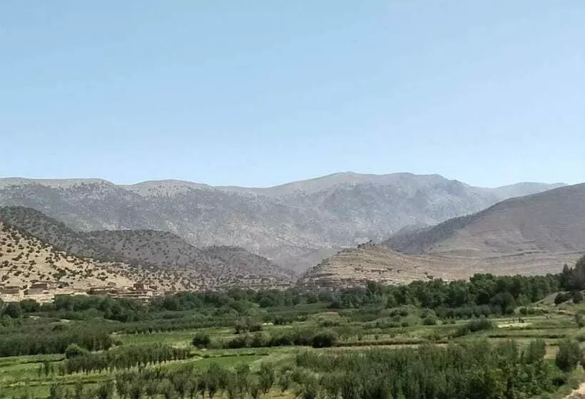 Gite Paradis D Ait Bouguemez  Hostel