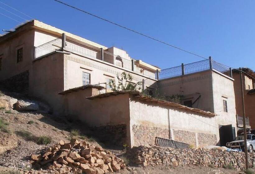 Gite Paradis D Ait Bouguemez  Hostel