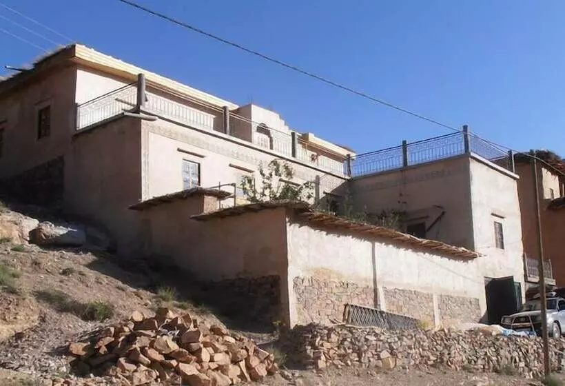 Gite Paradis D Ait Bouguemez  Hostel