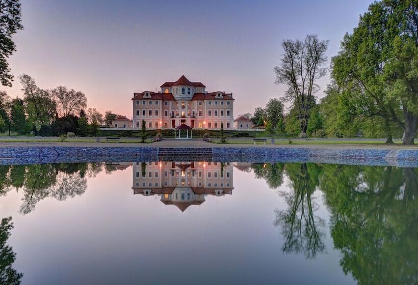 Szálloda Chateau Liblice