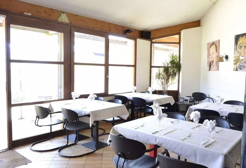 Hotelli Le Relais Du Bois Perché