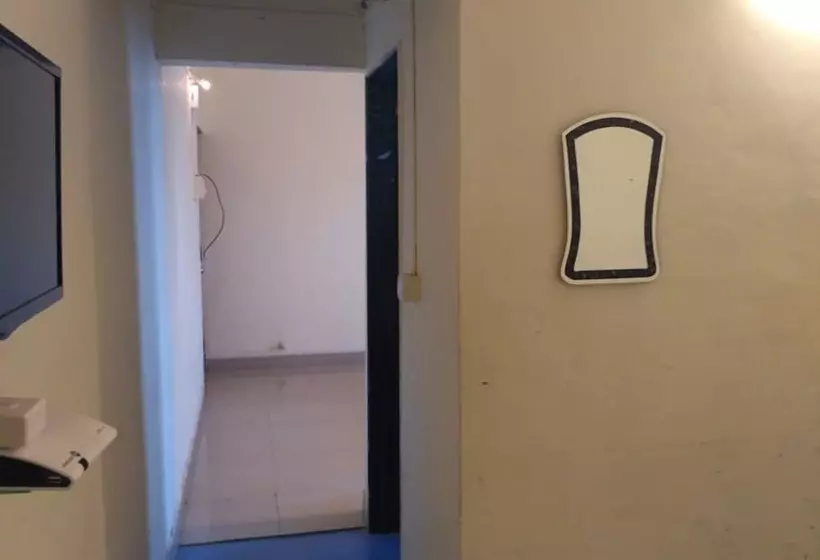 ホテル Morya Garden