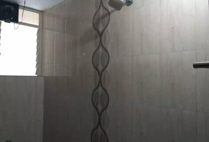 ホテル Morya Garden