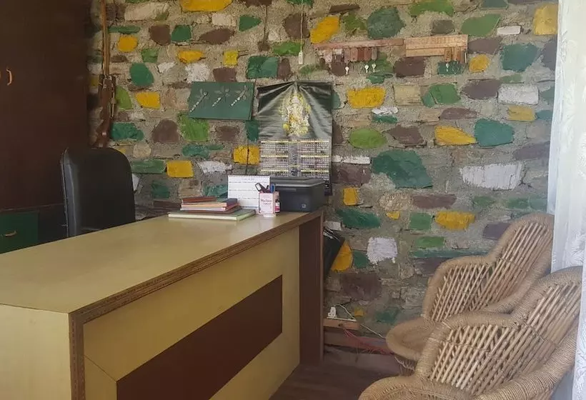 هتل Rajgarh Hills By Oyo Rooms