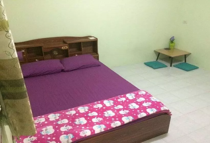 Hotelli Suansuppachok Inn