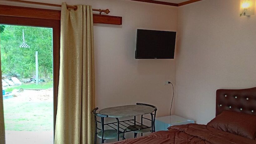 בית מלון כפרי Suansuppachok Inn