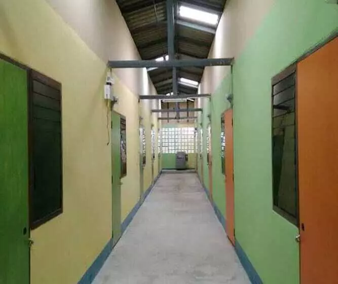 Hotelli Suansuppachok Inn