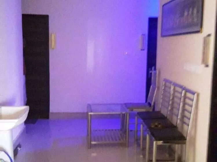 ホテル The Atulyam