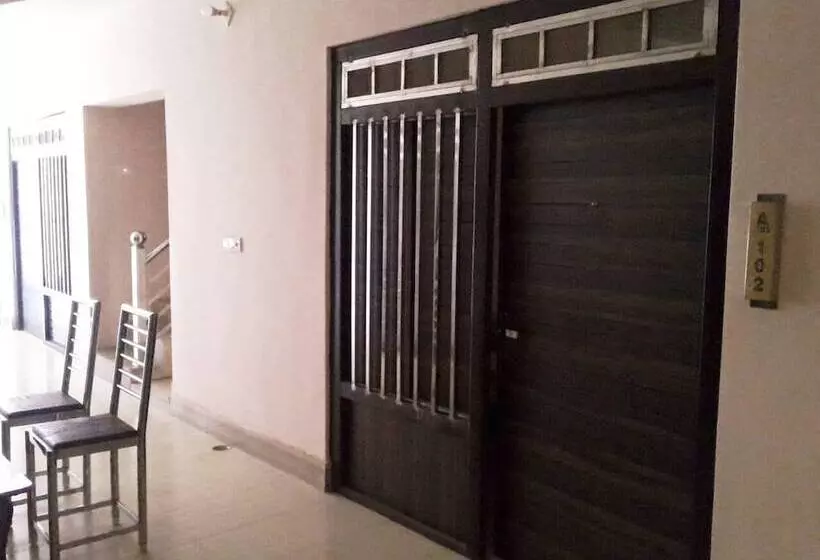 ホテル The Atulyam