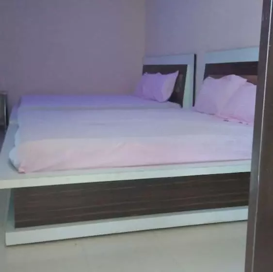 ホテル The Atulyam