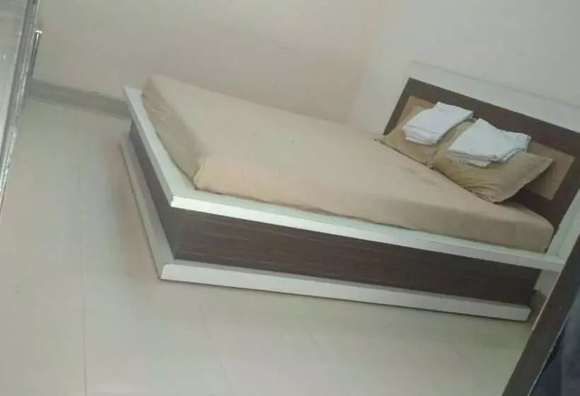 ホテル The Atulyam