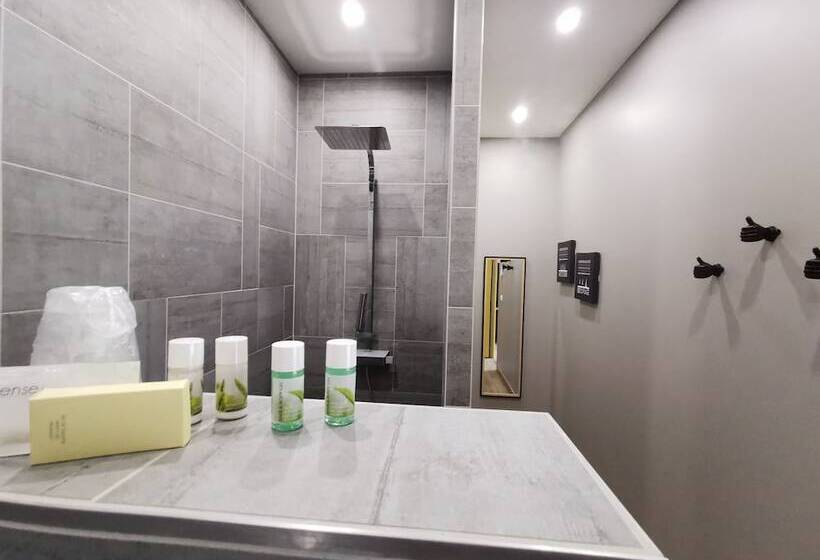 膳宿费 La Cour D'hortense