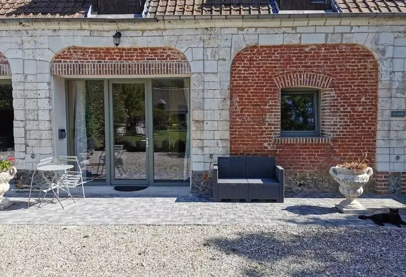 ペンション La Cour D'hortense