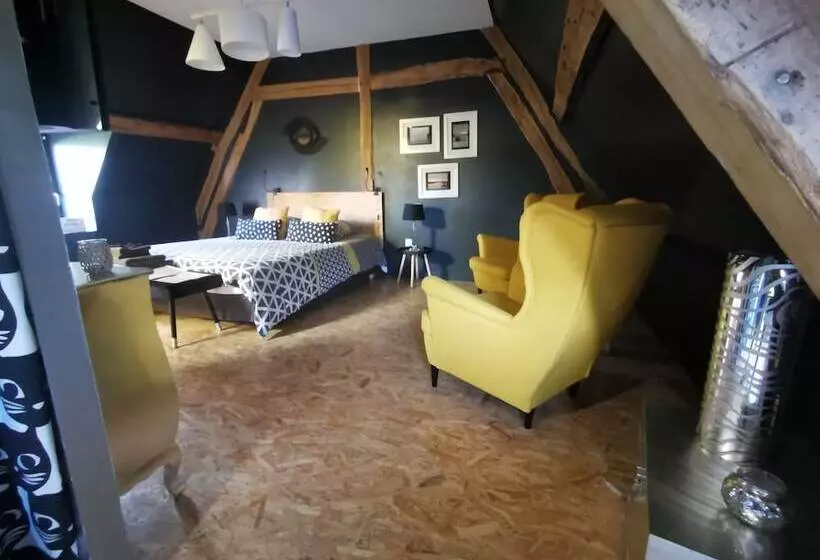 ペンション La Cour D'hortense