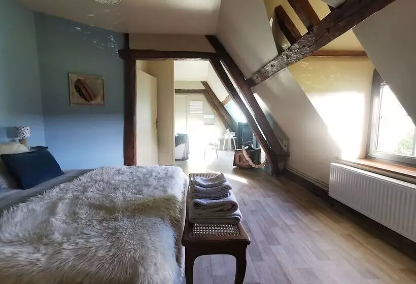 ペンション La Cour D'hortense