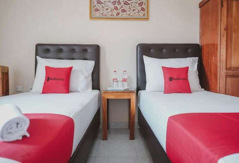 بنسيون Reddoorz Near Ambarukmo Yogyakarta