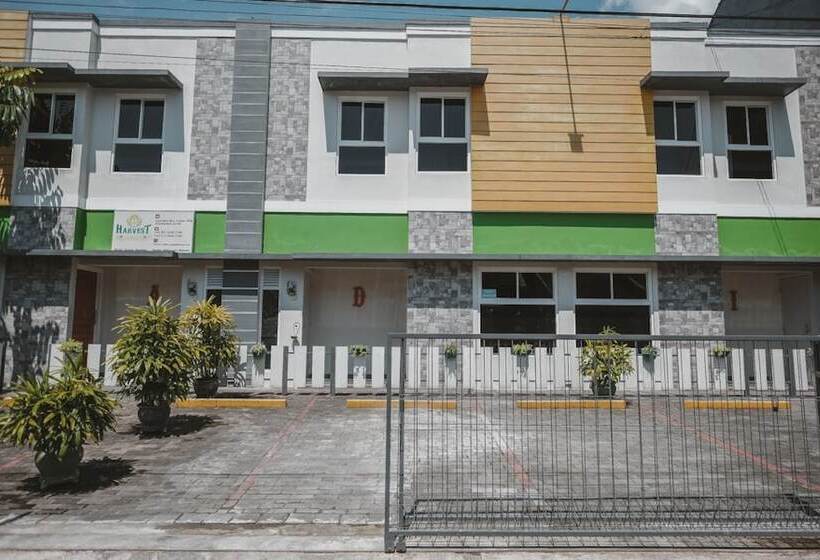 بنسيون Reddoorz Near Ambarukmo Yogyakarta