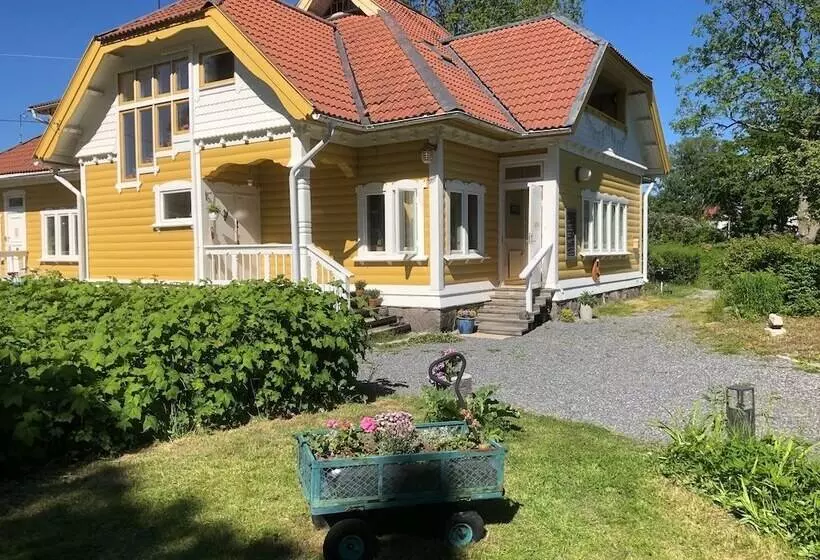 Pensionat Kanalvillan