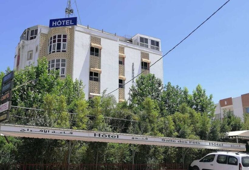 Senhaja Hotel Hostel