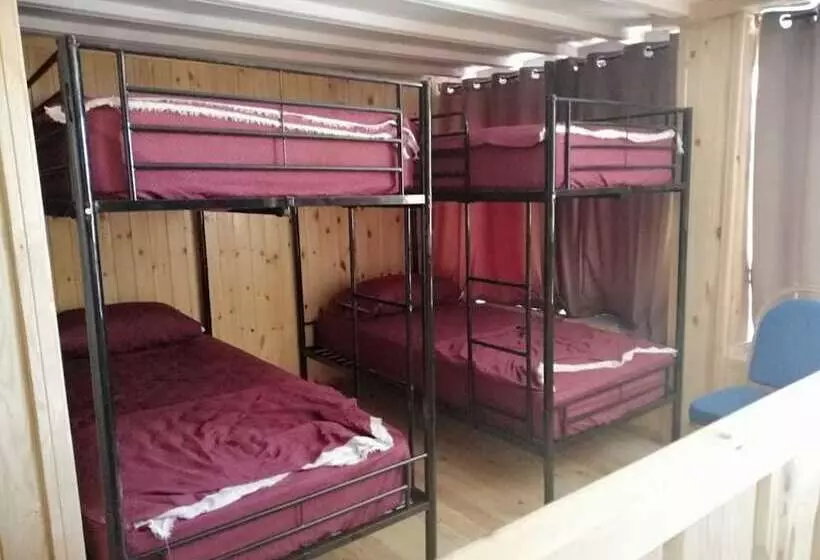 Senhaja Hotel   Hostel