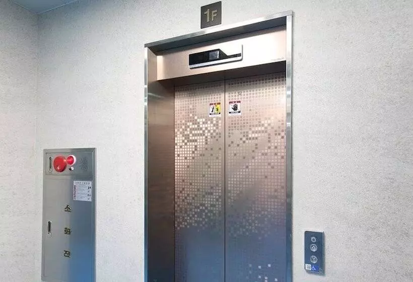 Yeongheungdo Sun Pension