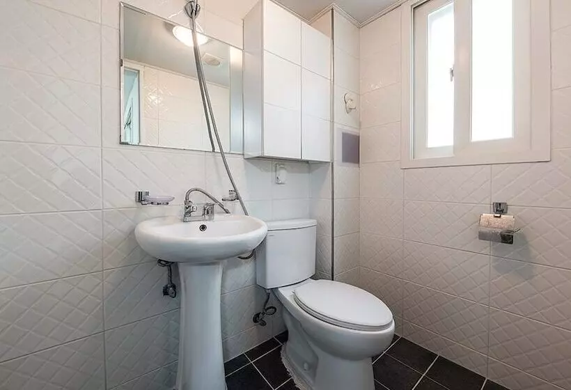 Yeongheungdo Sun Pension