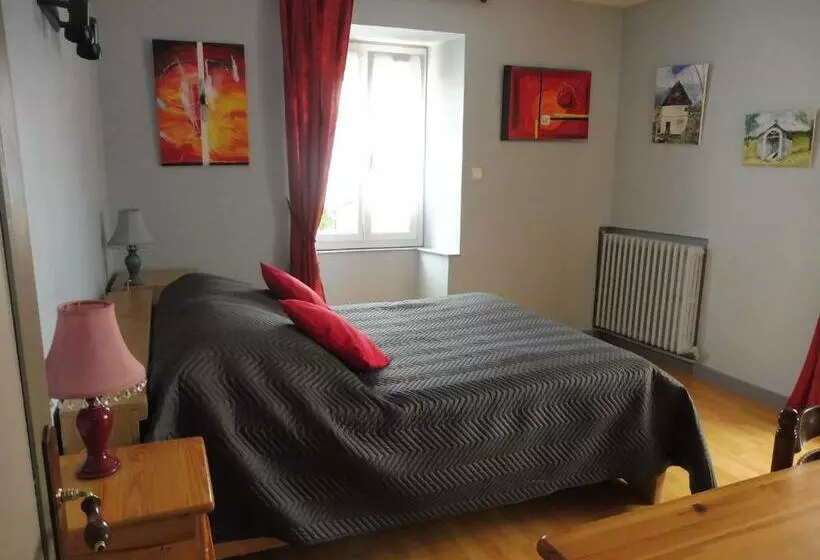 Aamiaismajoitus (B&B) Au Pied Du Cognelot