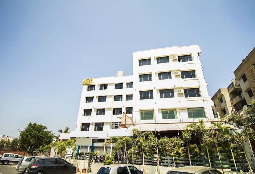 Capital O 40904 Hotel Satish Executive